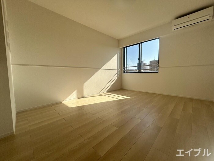 物件内観写真8　(居室)