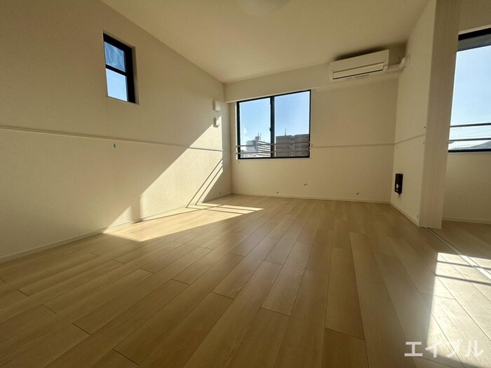 物件内観写真8　(居室)