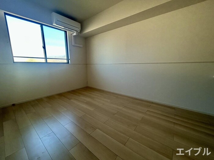 物件内観写真9　(居室)