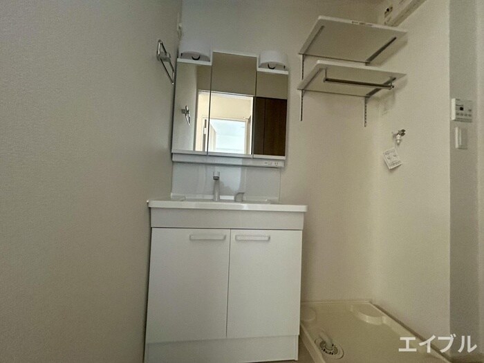 物件内観写真12　(洗面)