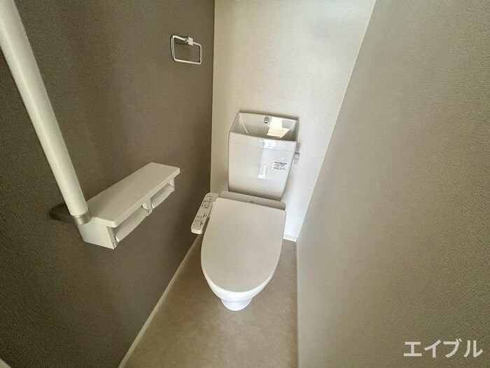 物件内観写真14　(トイレ)