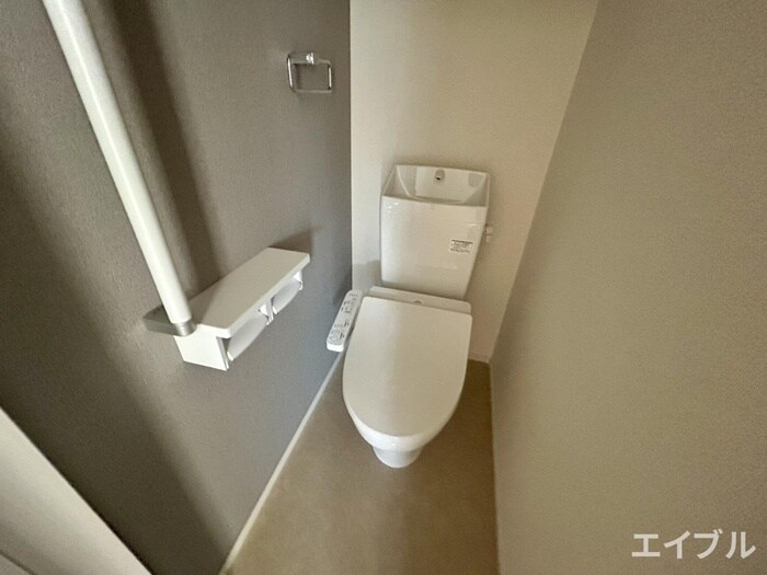 物件内観写真14　(トイレ)