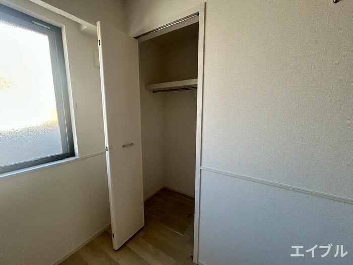 物件内観写真15　(収納)