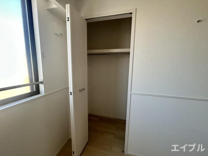 物件内観写真15　(収納)