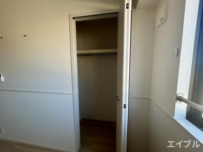 物件内観写真15　(収納)