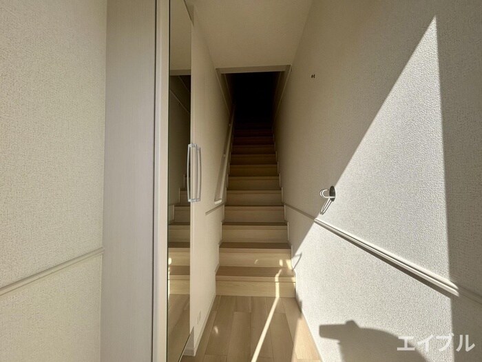 物件内観写真19　(廊下)