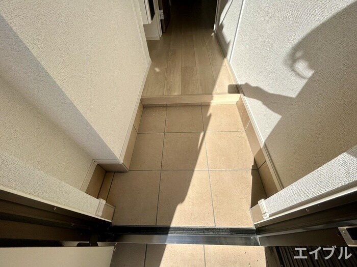 物件内観写真20　(玄関)