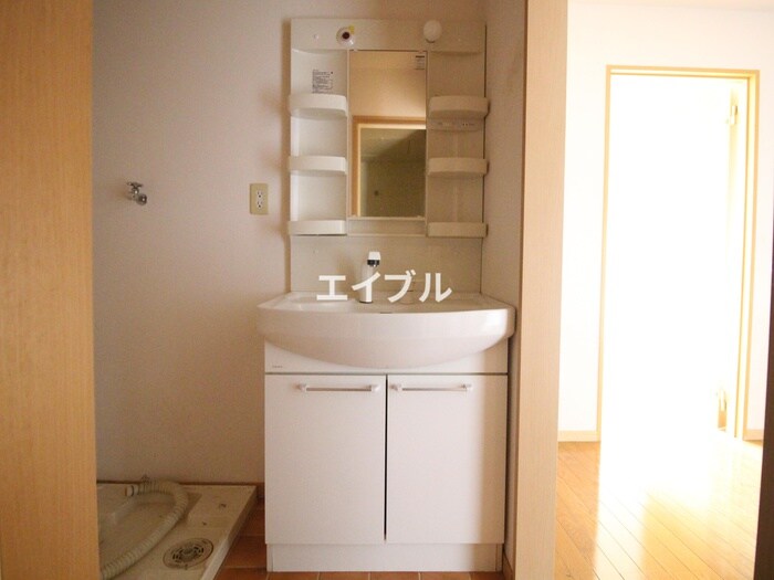 物件内観写真11　(洗面)