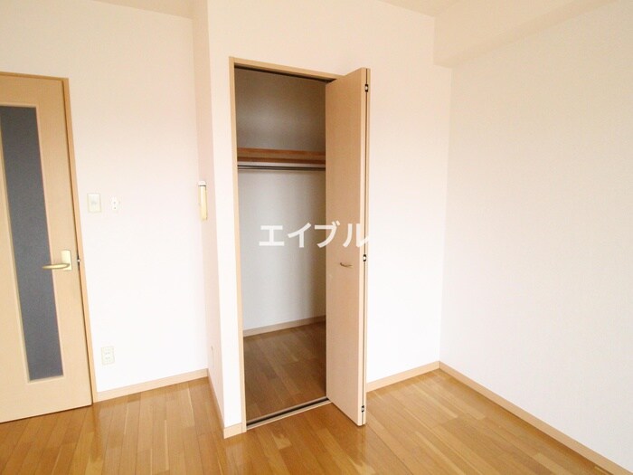 物件内観写真12　(収納)