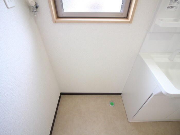 物件内観写真20　(洗濯機置場)