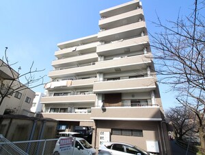 トゥールサンパティーク外観写真