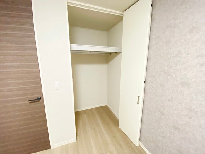物件内観写真12　(収納)