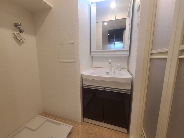 物件内観写真12　(洗面)