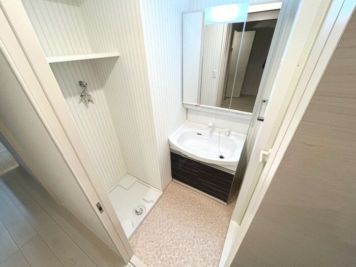 物件内観写真12　(洗面)