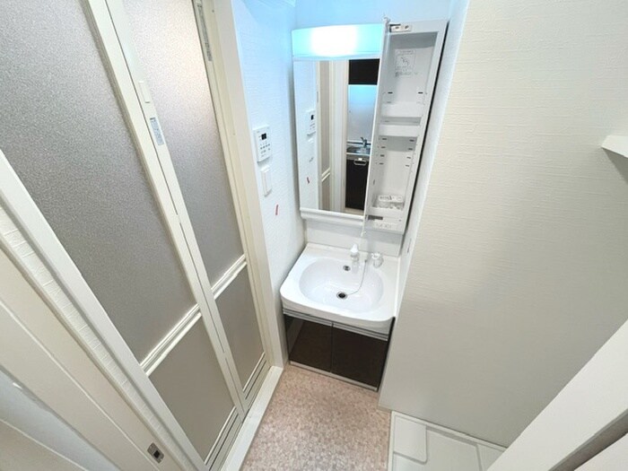 物件内観写真13　(洗面)