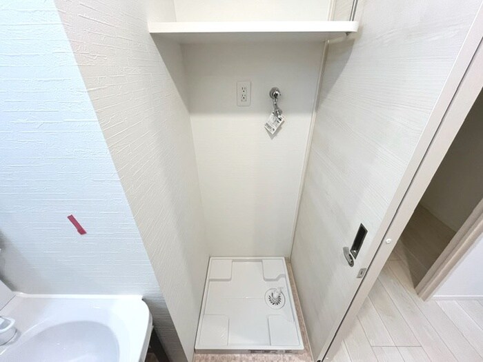 物件内観写真17　(洗濯機置場)
