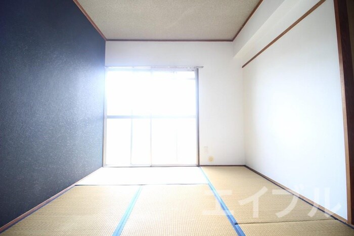 物件内観写真8　(居室)