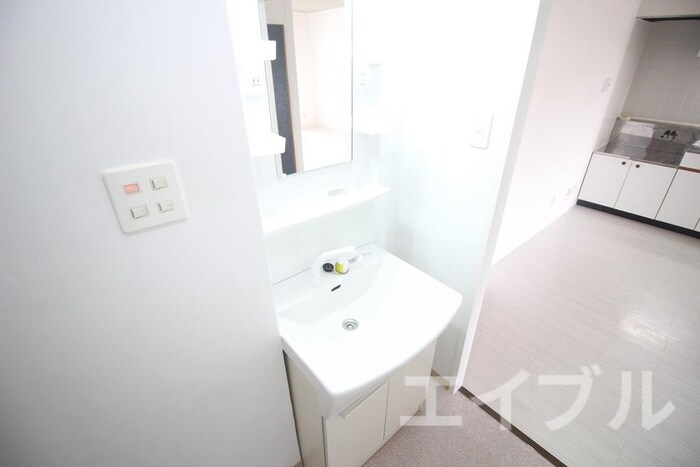 物件内観写真12　(洗面)