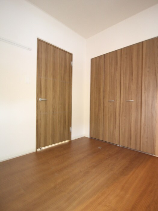 物件内観写真16　(内観写真)