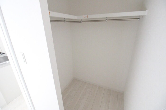 物件内観写真13　(収納)
