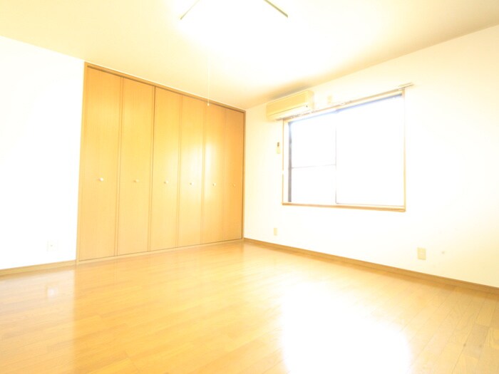 物件内観写真5　(居室)