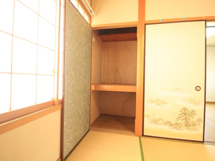 物件内観写真17　(収納)