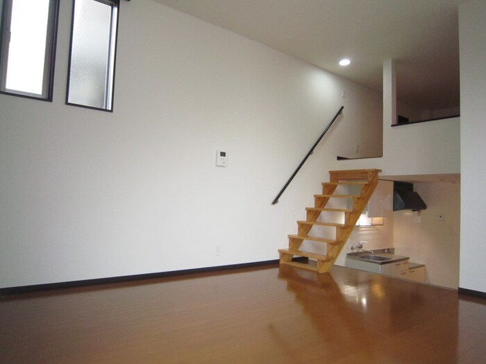 物件内観写真4　(居室)