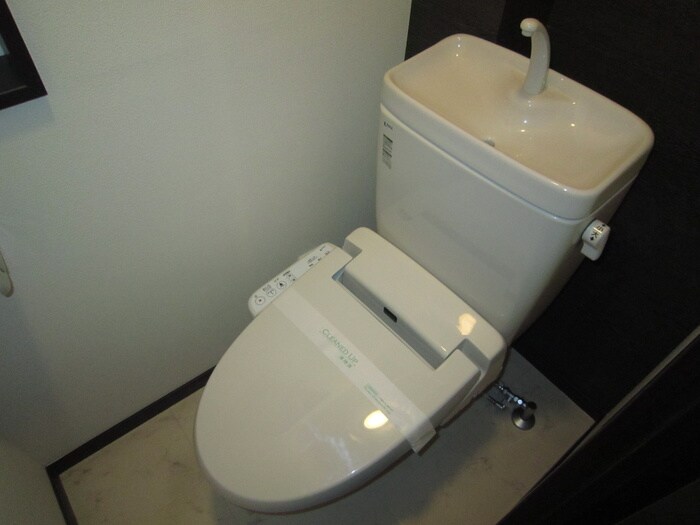 物件内観写真11　(トイレ)