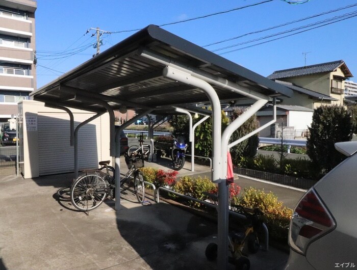 物件外観写真5　(駐輪場)