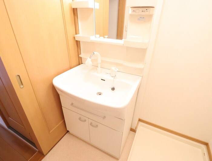 物件内観写真11　(洗面)