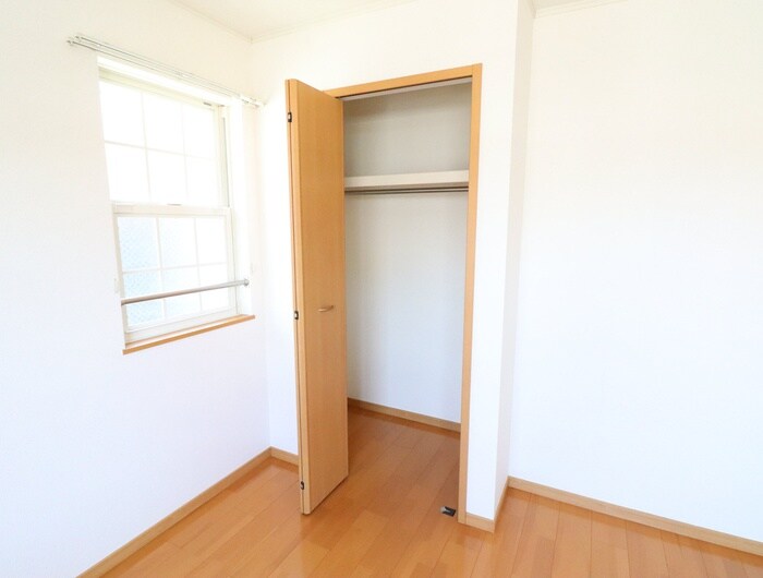 物件内観写真22　(収納)