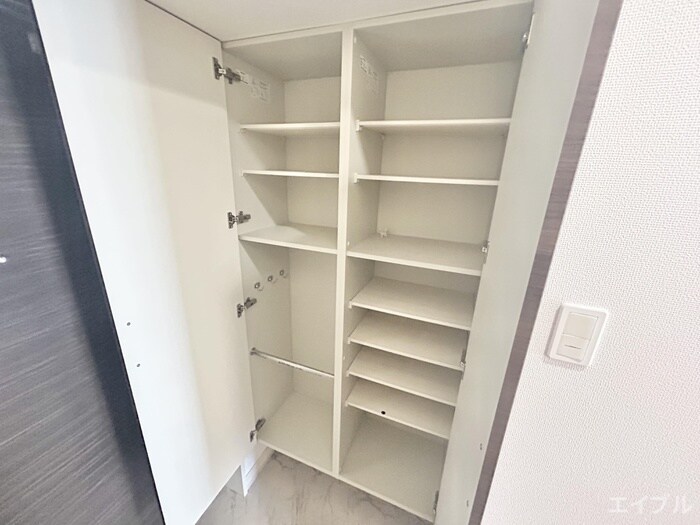 物件内観写真16　(靴箱)