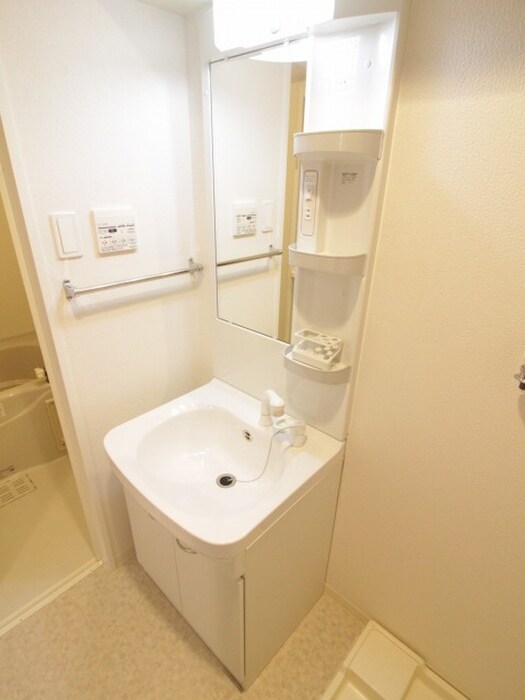 物件内観写真11　(洗面)