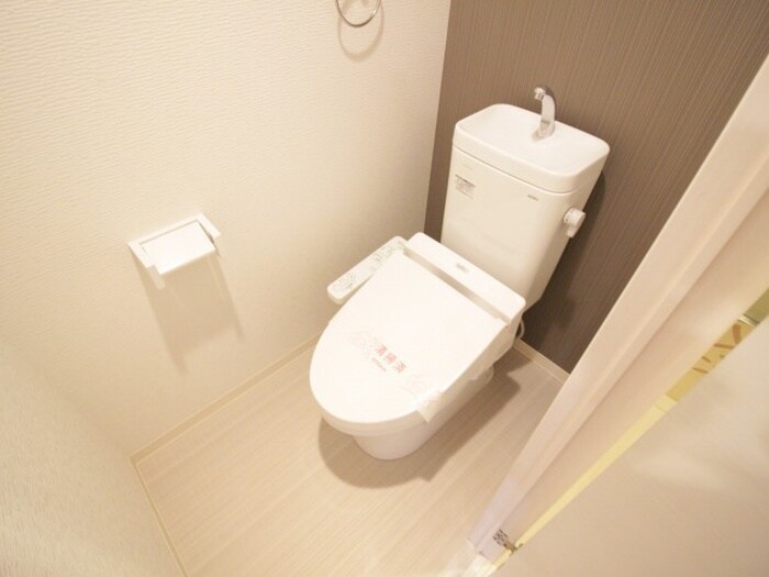 物件内観写真12　(トイレ)