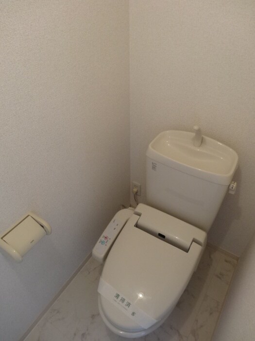 物件内観写真14　(トイレ)