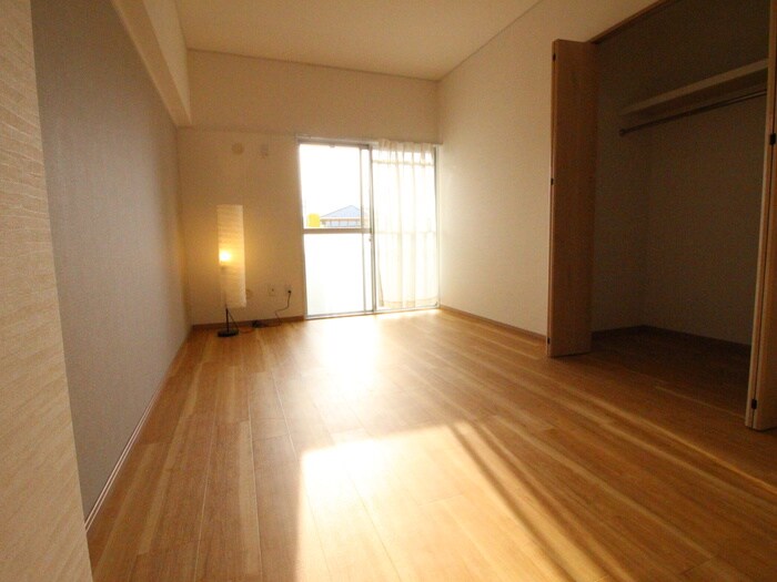 物件内観写真19　(居室)