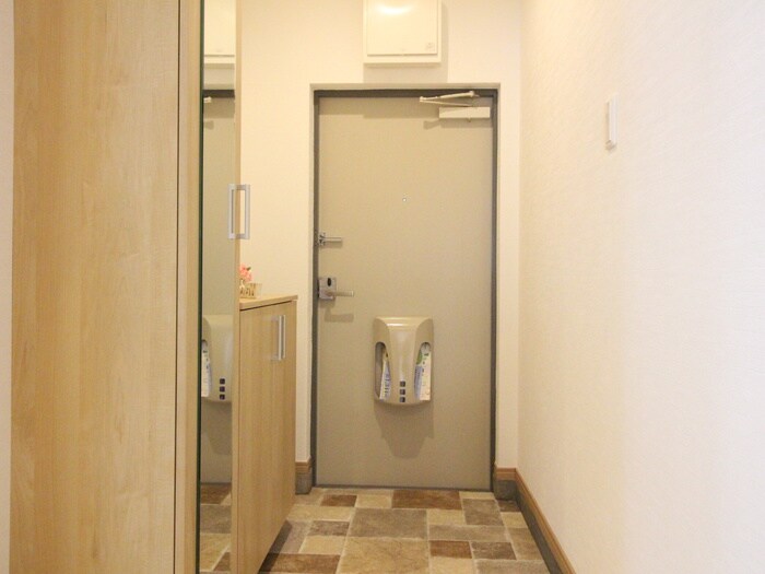 物件内観写真21　(玄関)