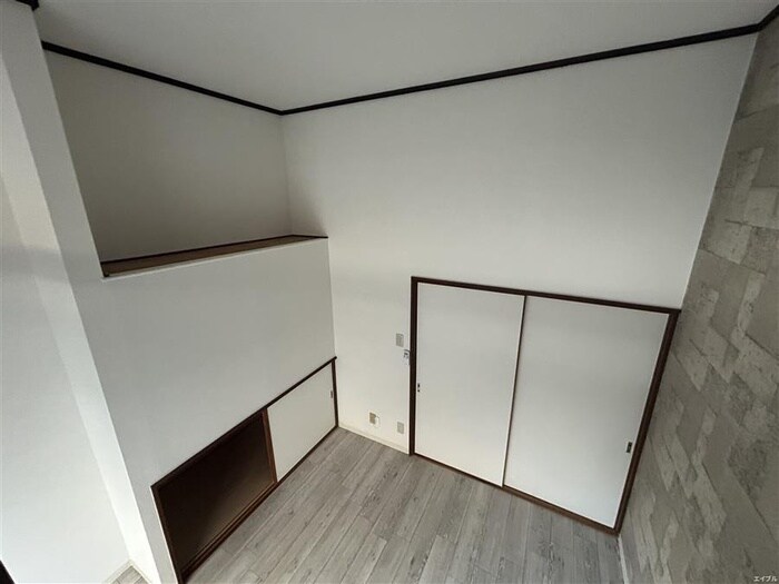 物件内観写真9　(居室)