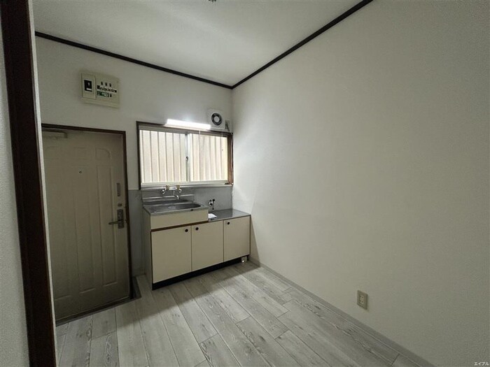 物件内観写真11　(居室)