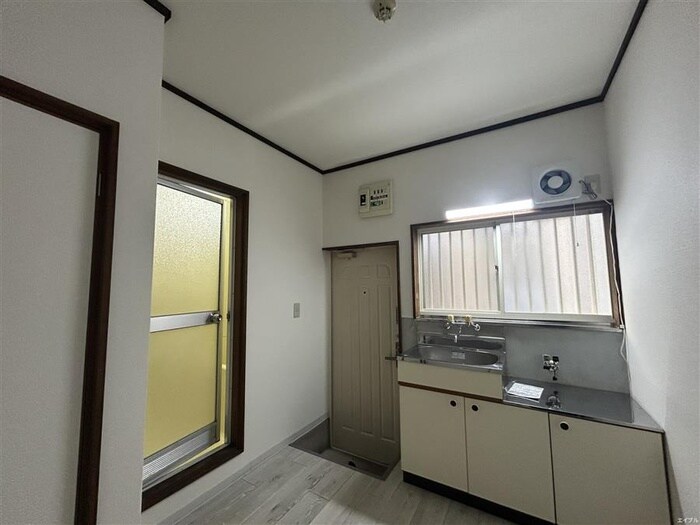 物件内観写真13　(居室)