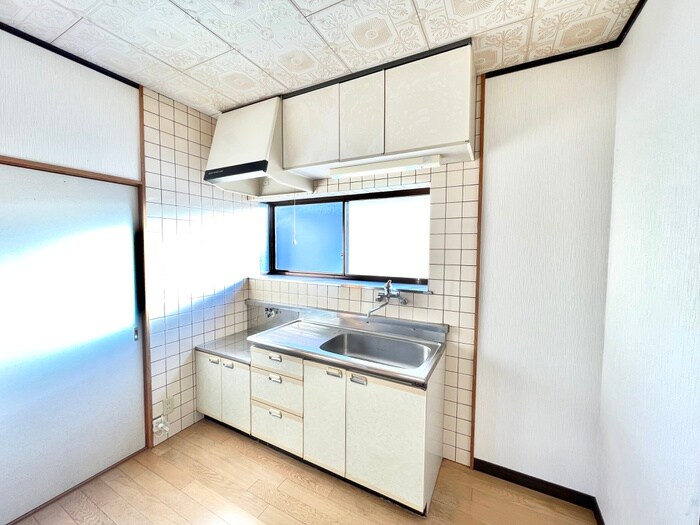 物件内観写真6　(キッチン)