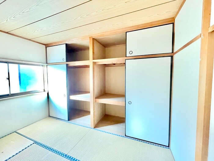 物件内観写真10　(収納)