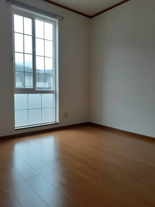 物件内観写真4　(居室)