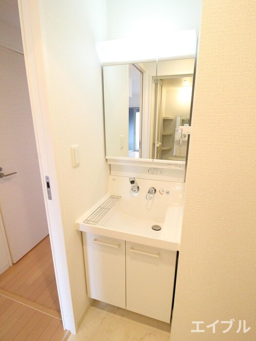 物件内観写真11　(洗面)