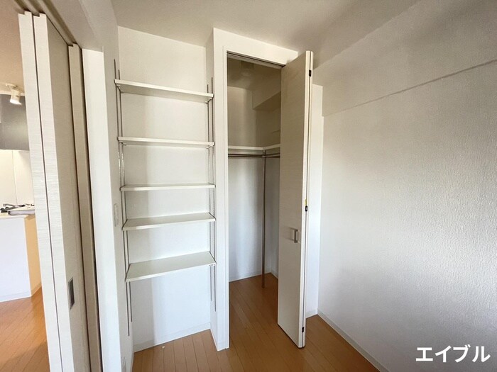 物件内観写真13　(収納)