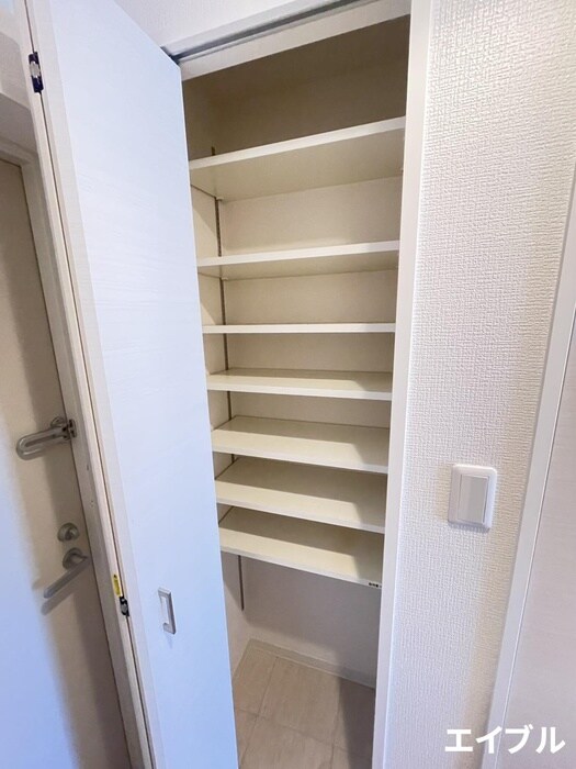 物件内観写真20　(収納)
