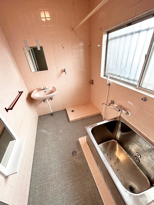 物件内観写真8　(バス／シャワールーム等)