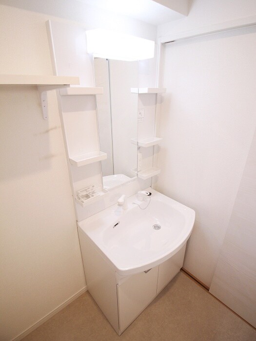 物件内観写真11　(洗面)