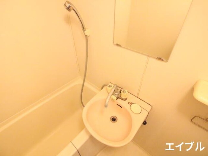 物件内観写真13　(洗面)