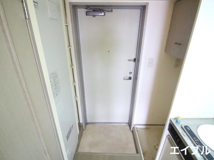 物件内観写真15　(玄関)